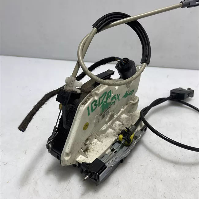 Serratura porta anteriore sinistra