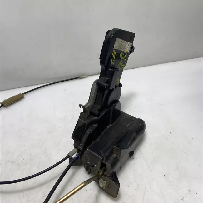 Serratura porta anteriore destra