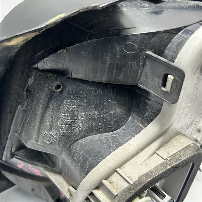 Fanale posteriore sinistro AL