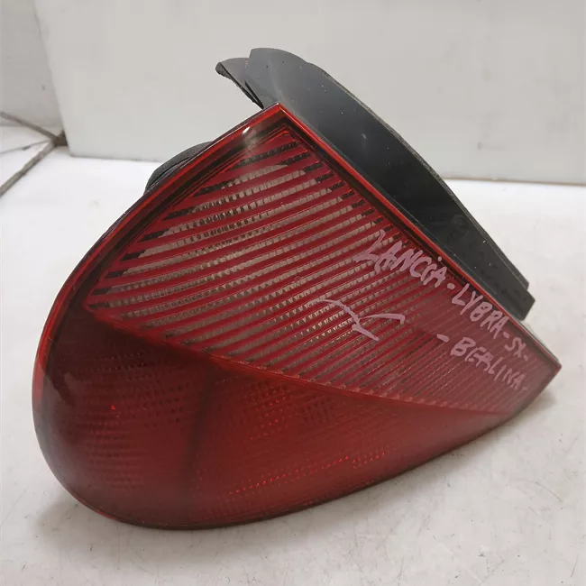 Fanale posteriore sinistro <7/2001