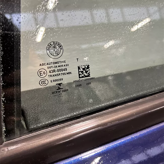 Porta posteriore destra