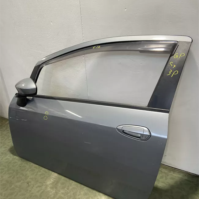 Porta anteriore sinistra