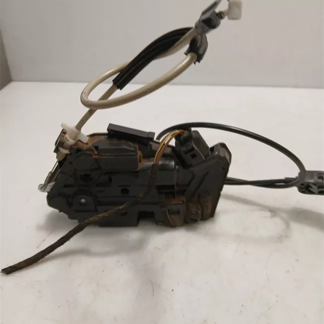 Serratura porta posteriore destra