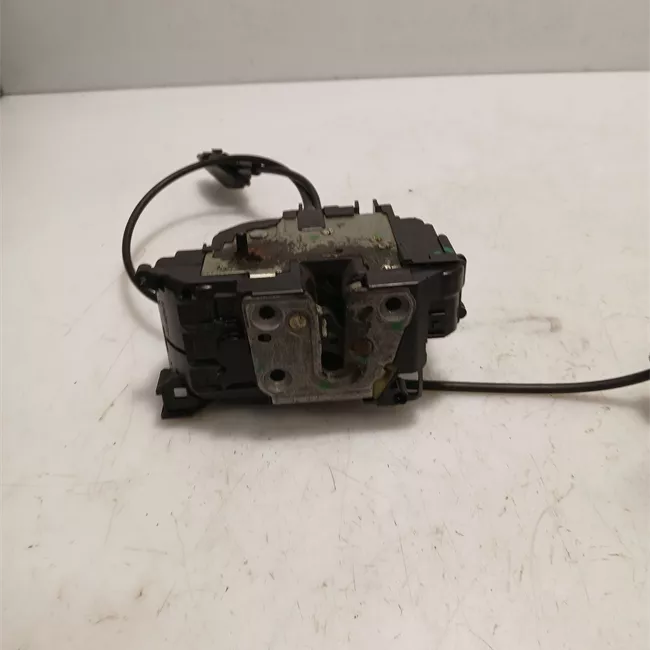 Serratura porta posteriore destra con bloccaggio elettromeccanico , cristalleria elettrica