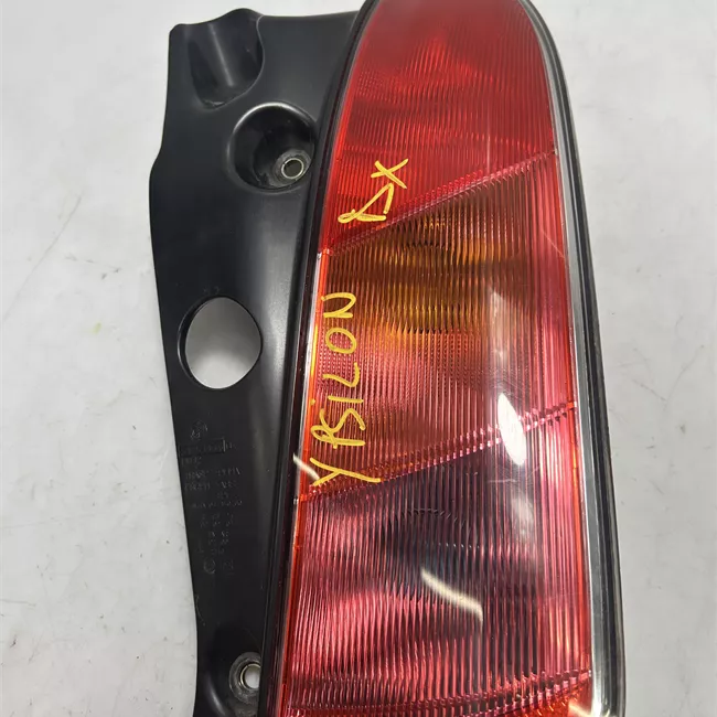 Fanale posteriore destro