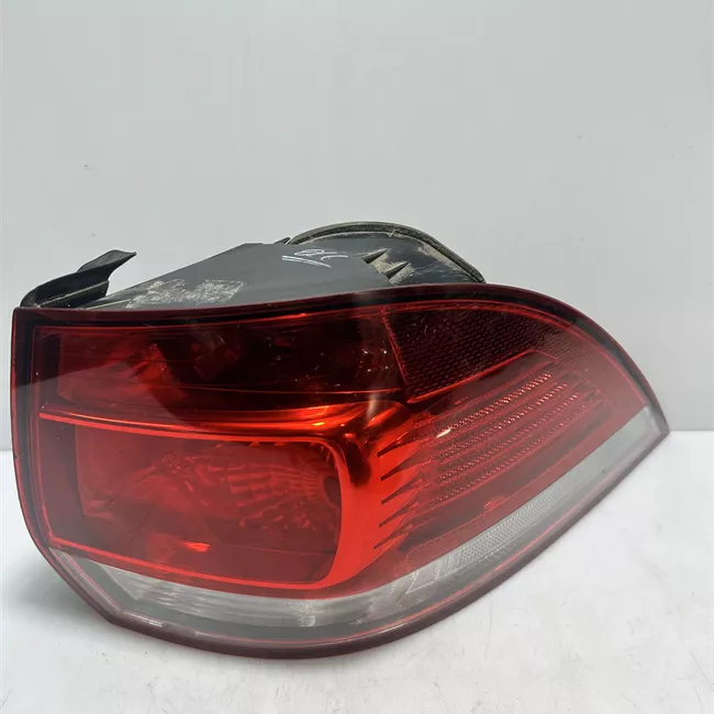 Fanale posteriore destro con fanale retronebbia