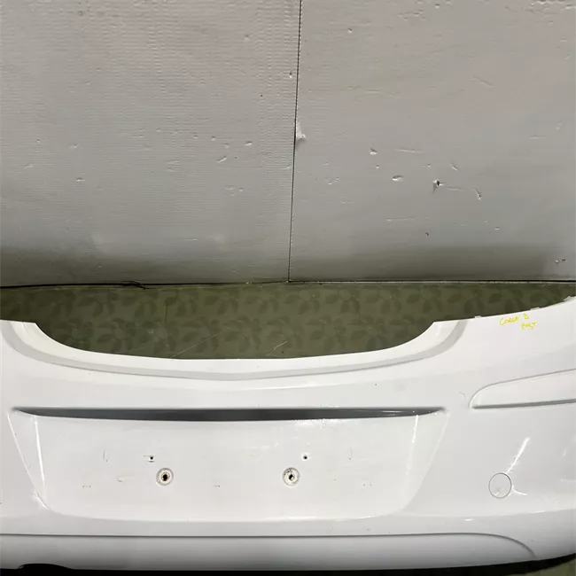 Paraurti posteriore con sistema flexfix/Sport