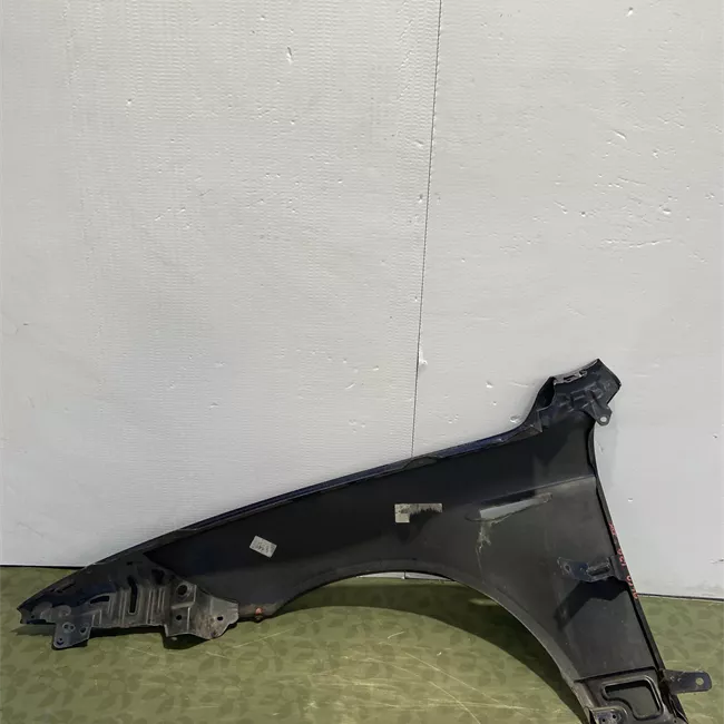 Parafango anteriore destro SUP