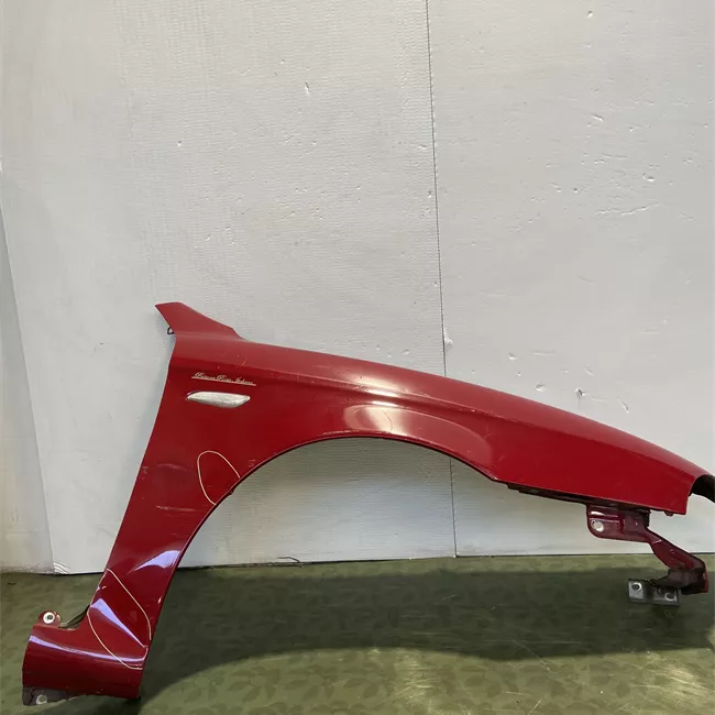 Parafango anteriore destro