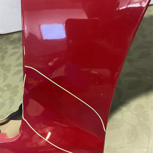 Parafango anteriore destro