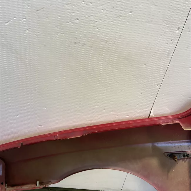 Parafango anteriore destro