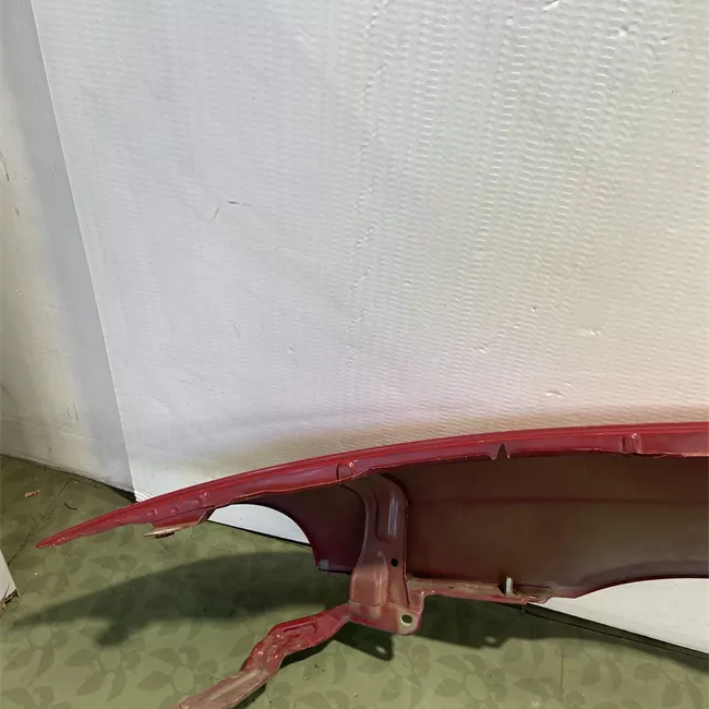 Parafango anteriore destro