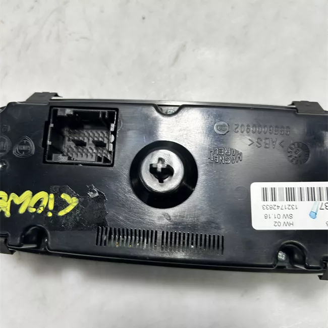 Blocco comando climatizzazione con climatizzatore 2