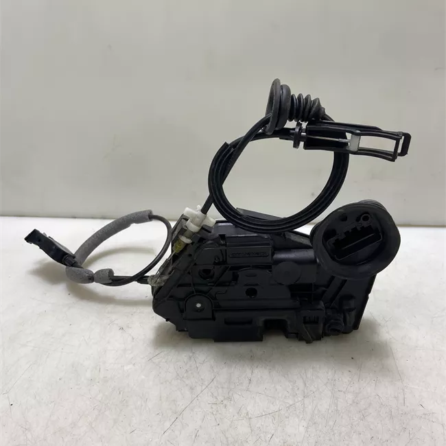 Serratura porta posteriore destra