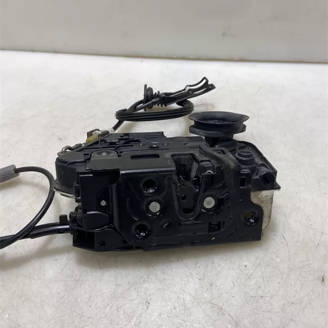 Serratura porta posteriore destra