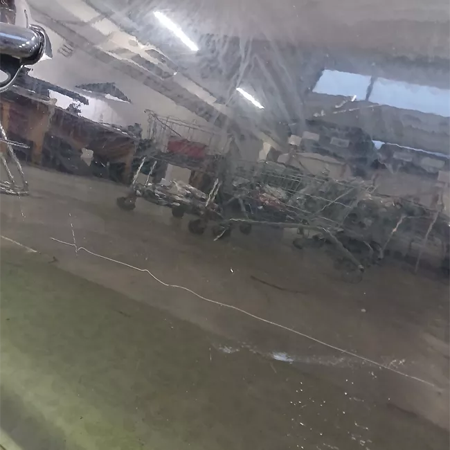 Porta anteriore destra