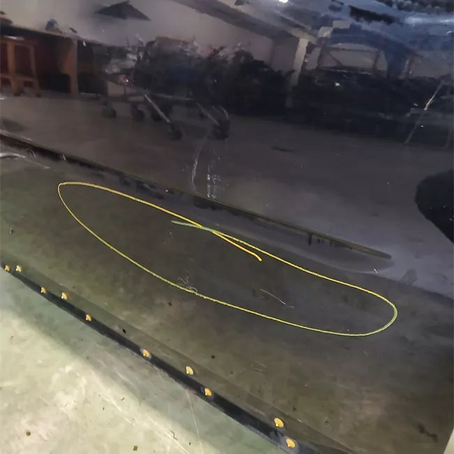 Porta anteriore destra