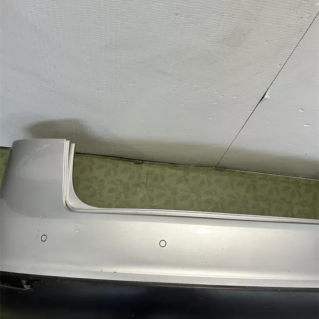 Paraurti posteriore con primer/sens parch