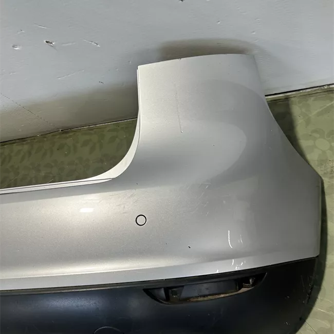 Paraurti posteriore con primer/sens parch