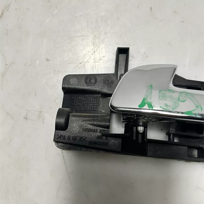 Maniglia interna apertura porta anteriore sinistra