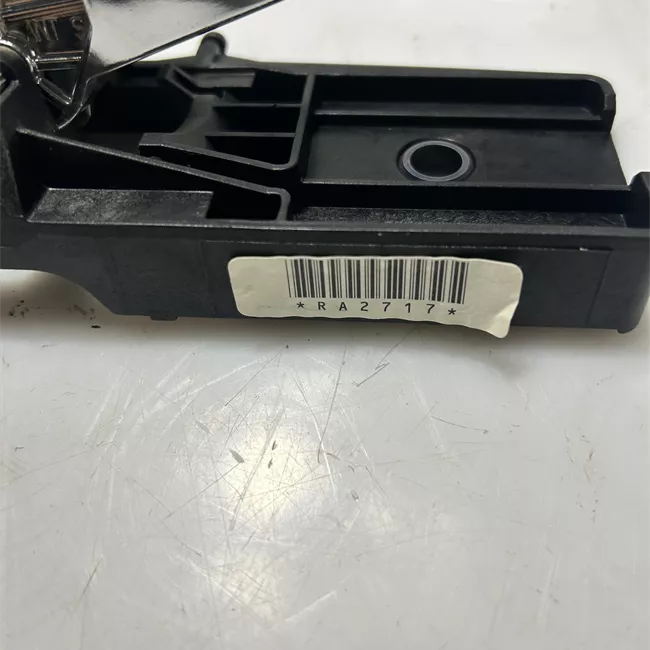 Maniglia interna apertura porta anteriore sinistra