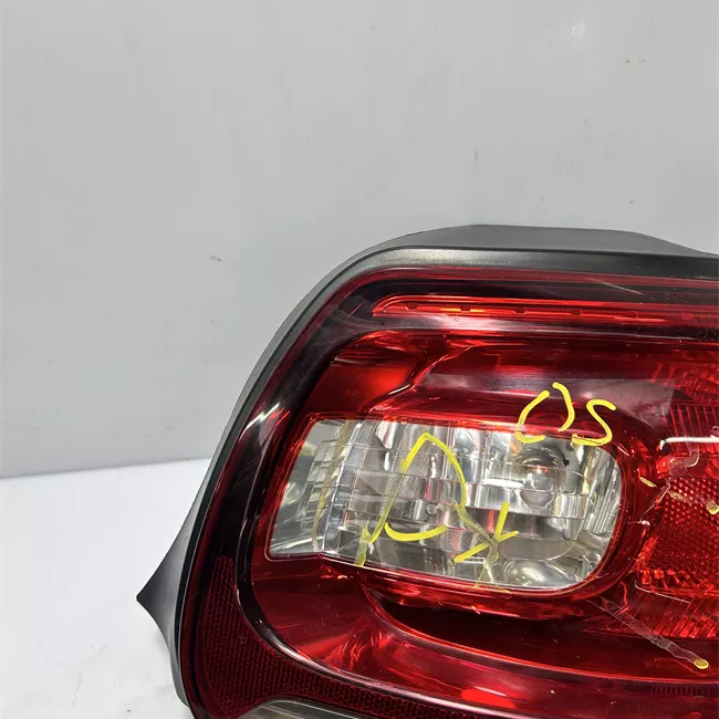 Fanale posteriore destro