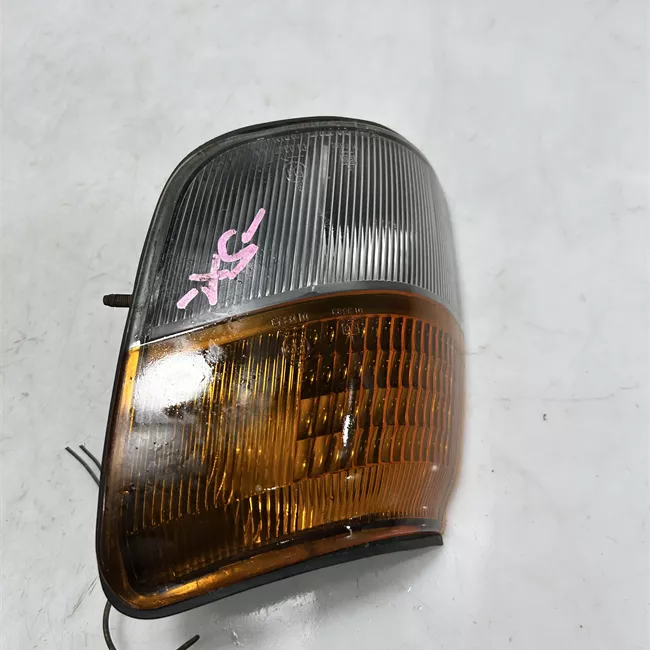 Fanalino anteriore completo sinistro