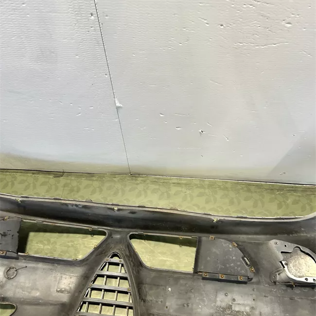 Paraurti anteriore con tergilavafari primer