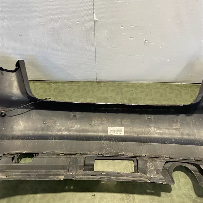 Paraurti posteriore con parktronic S-line nero