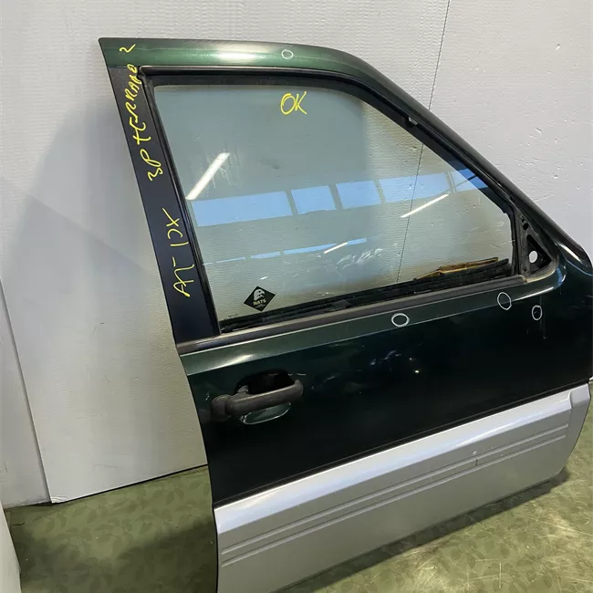 Porta anteriore destra S