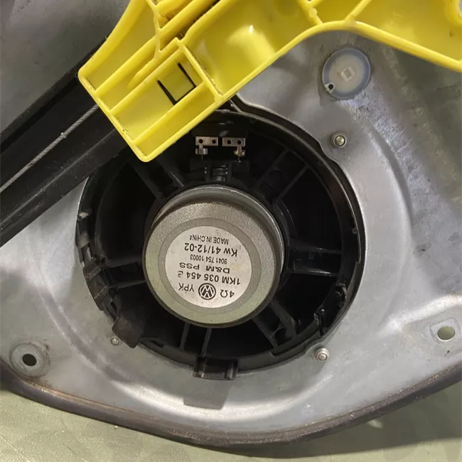 Alzacristallo elettrico porta posteriore sinistro