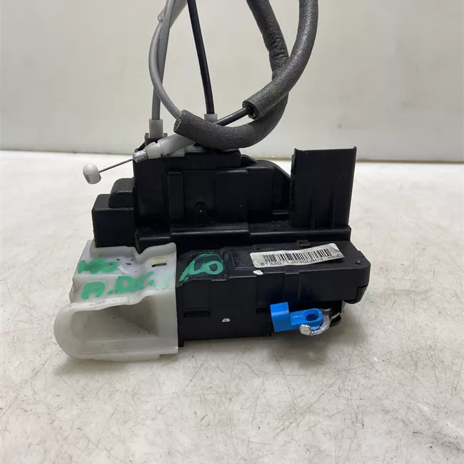 Serratura porta anteriore destra con chiusura centralizzata