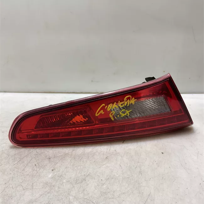 Fanale posteriore parte interno sinistro