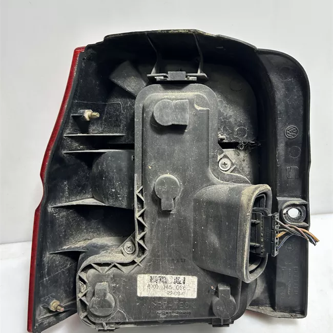 Fanale posteriore sinistro