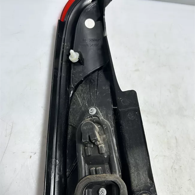 Fanale posteriore destro 11/04<