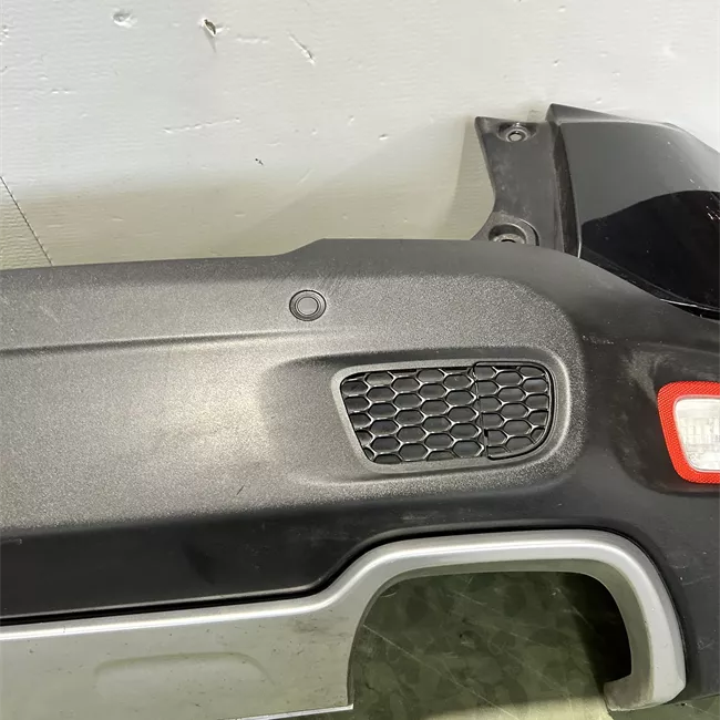 Paraurti posteriore Limited/sensore parchiusura