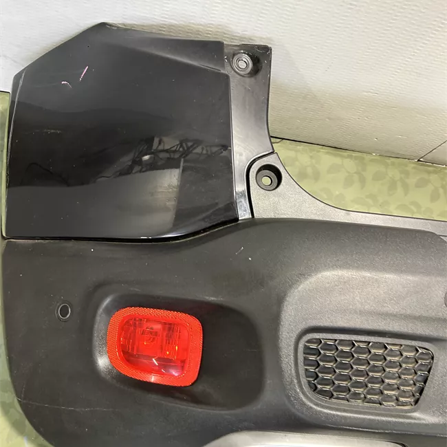 Paraurti posteriore Limited/sensore parchiusura