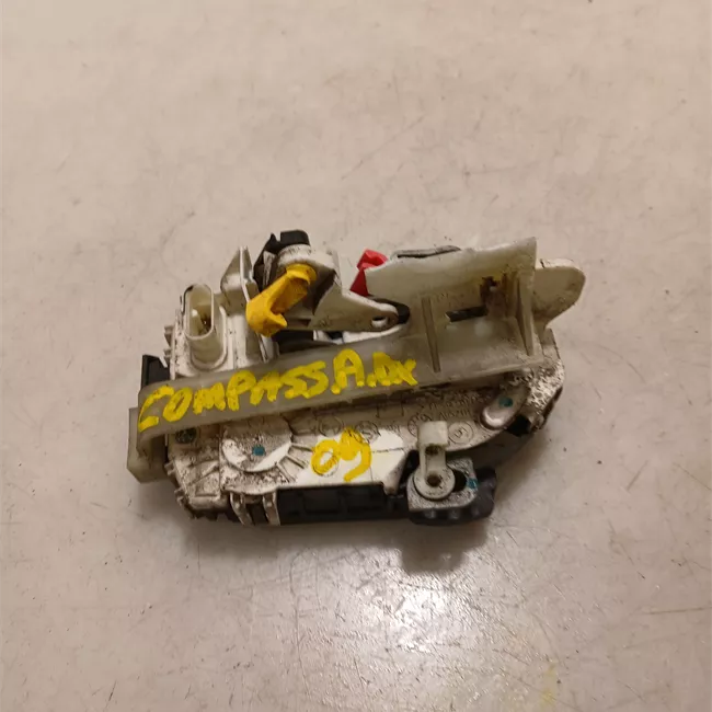 Serratura porta anteriore destra