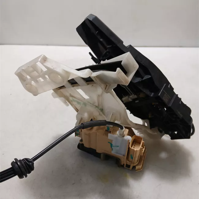 Serratura porta posteriore destra