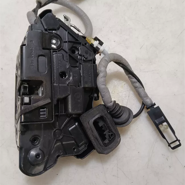 Serratura porta anteriore destra con chiusuraa centralizzata