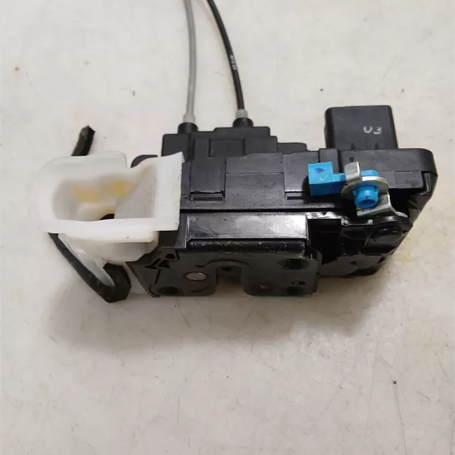 Serratura porta anteriore destra