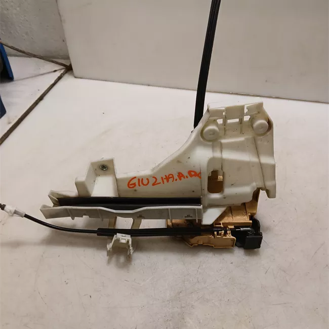 Serratura porta anteriore destra