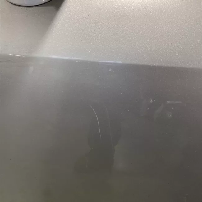 Porta anteriore destra