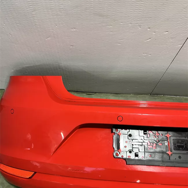 Paraurti posteriore con sensori parcheggio primer