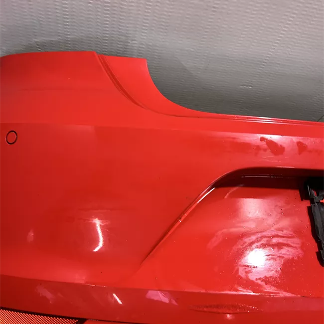 Paraurti posteriore con sensori parcheggio primer