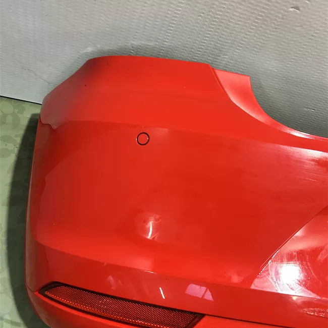 Paraurti posteriore con sensori parcheggio primer