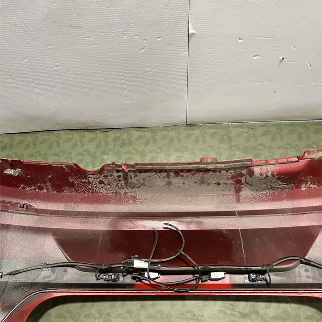 Paraurti posteriore con sensori parcheggio primer