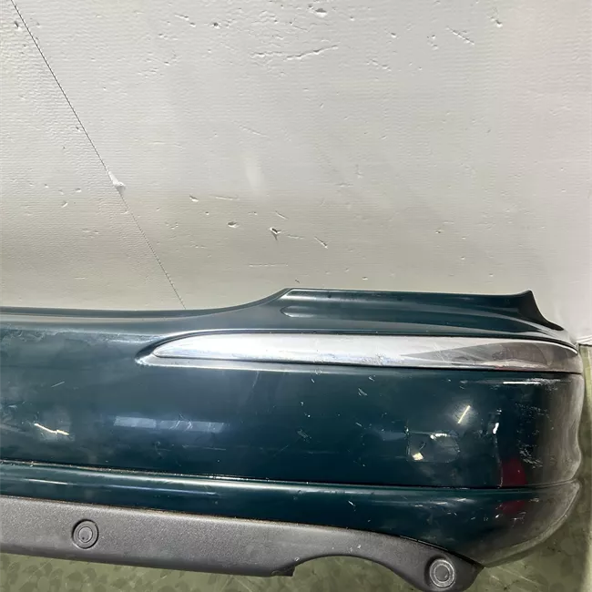 Paraurti posteriore con sensore parcheggio