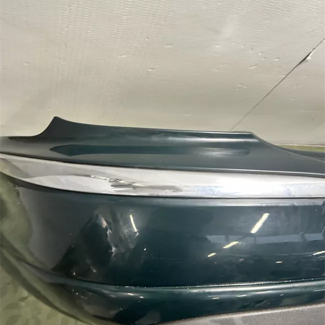 Paraurti posteriore con sensore parcheggio