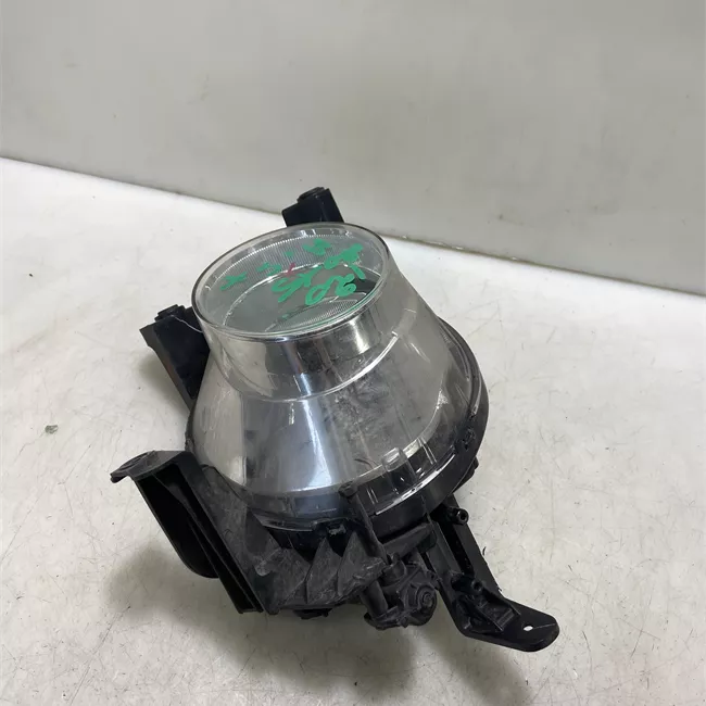 Proiettore fendinebbia sinistro